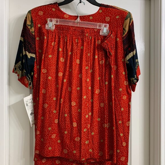 Amato Brand Women's Two-Piece Blouse and Short Set, Size 22W, NWT - Picture 2 of 3